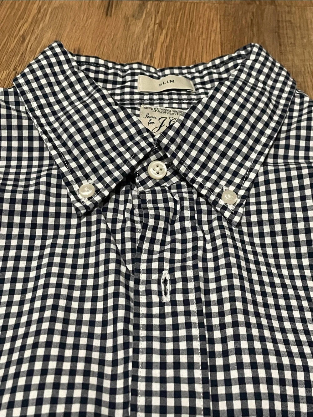 J.Crew Secret Wash Men’s Slim Organic Cotton Button Down, size M